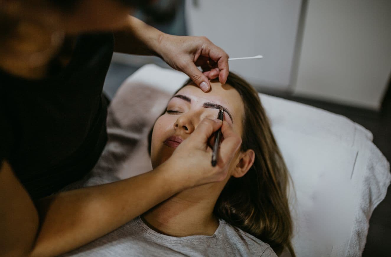 Lash Studio Buchungssystem: Beautinda für Wimpernverlängerung & Lash Lift